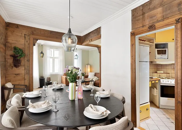 Historic Gem I Charming بيت للعطل *