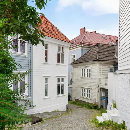 Feriehus Historic Gem I Charming